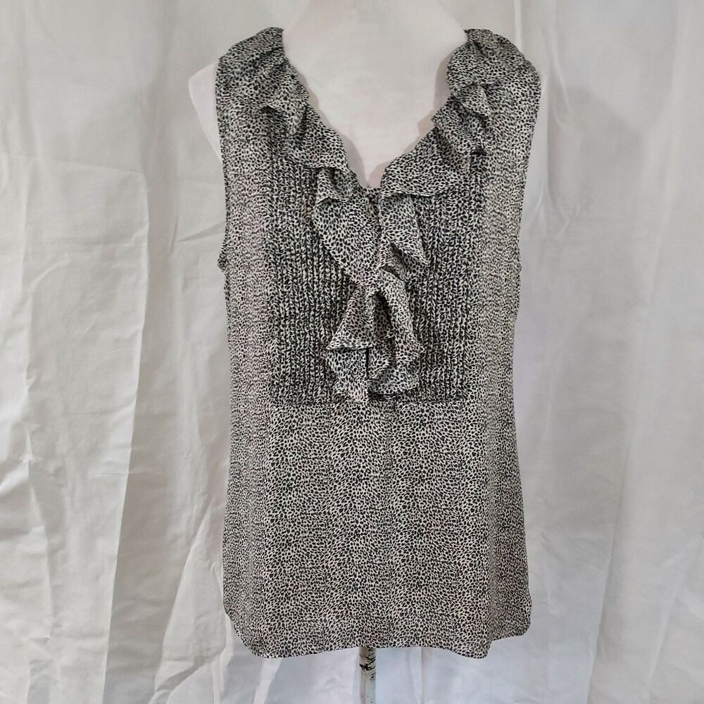 Banana Republic Monochrome Ruffle Blouse - Picture 2 of 13